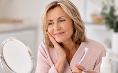 Menopausia y salud dental: cómo afectan los cambios hormonales a tu sonrisa